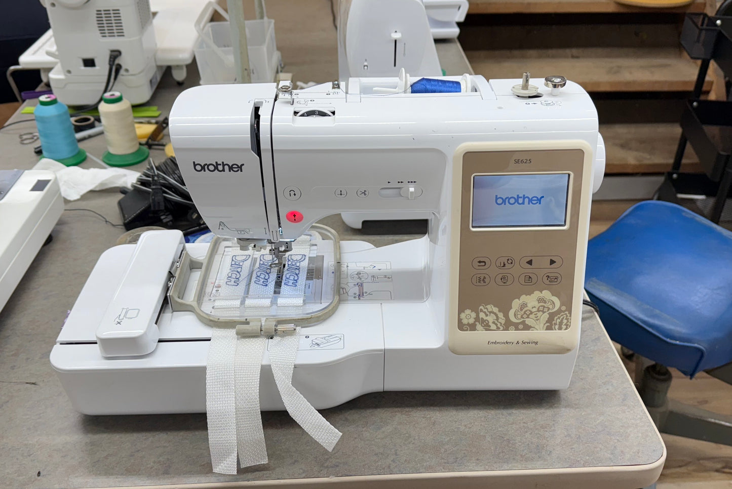 Single Needle Embroidery Machine